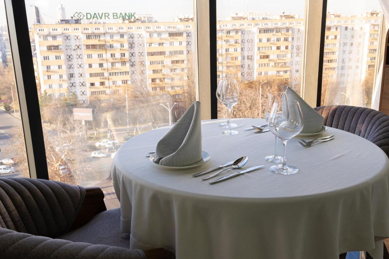 Mir Luxe Plaza Hotel Ташкент Екстериор снимка