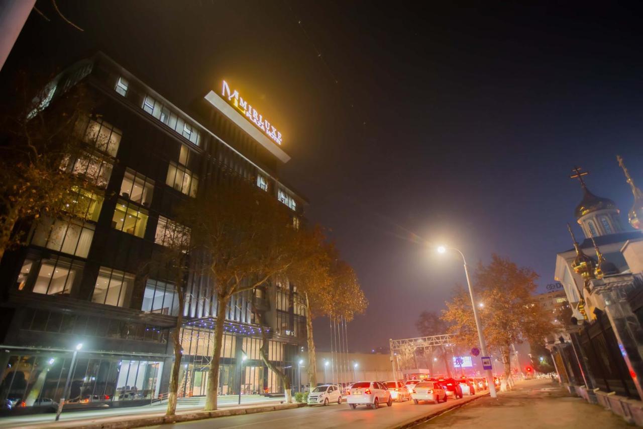 Mir Luxe Plaza Hotel Ташкент Екстериор снимка
