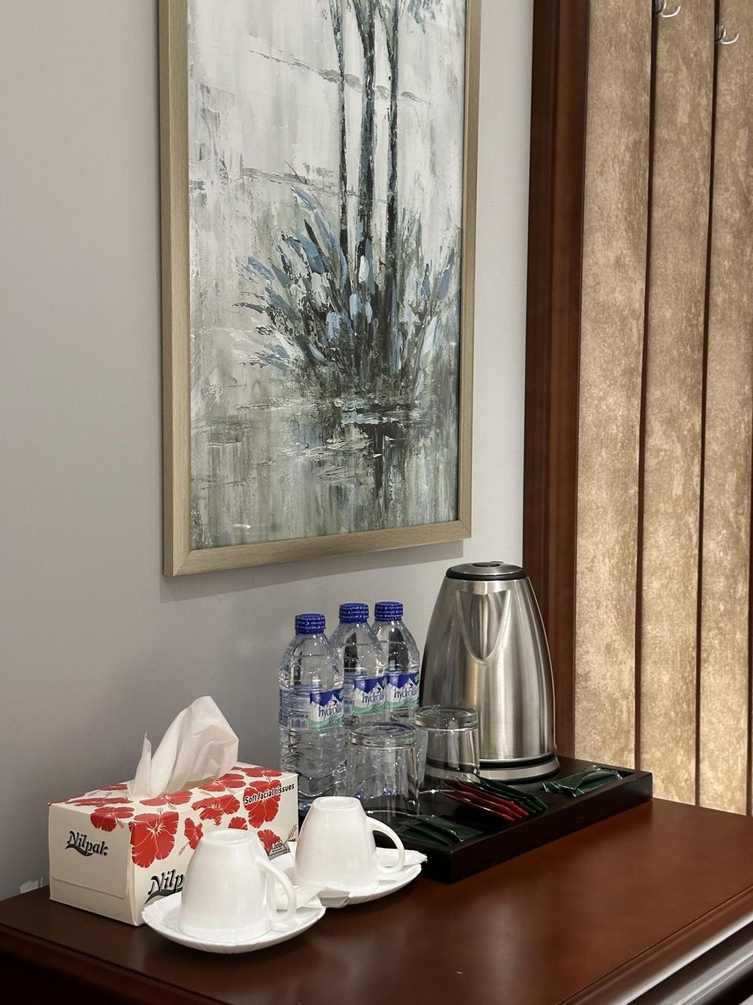 Mir Luxe Plaza Hotel Ташкент Екстериор снимка